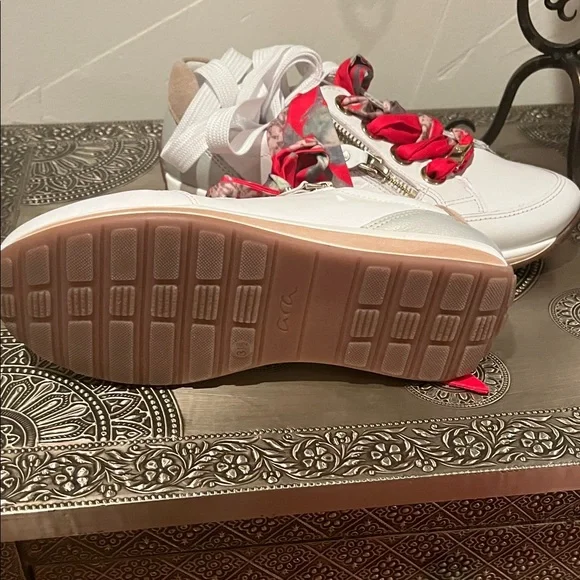 Ara White Sneakers with Pink Floral Laces - Picture 3 of 8